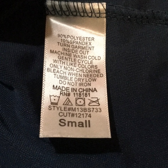 B.L.E.U. Velvet-like Jeweled Top Size S - Picture 6 of 9